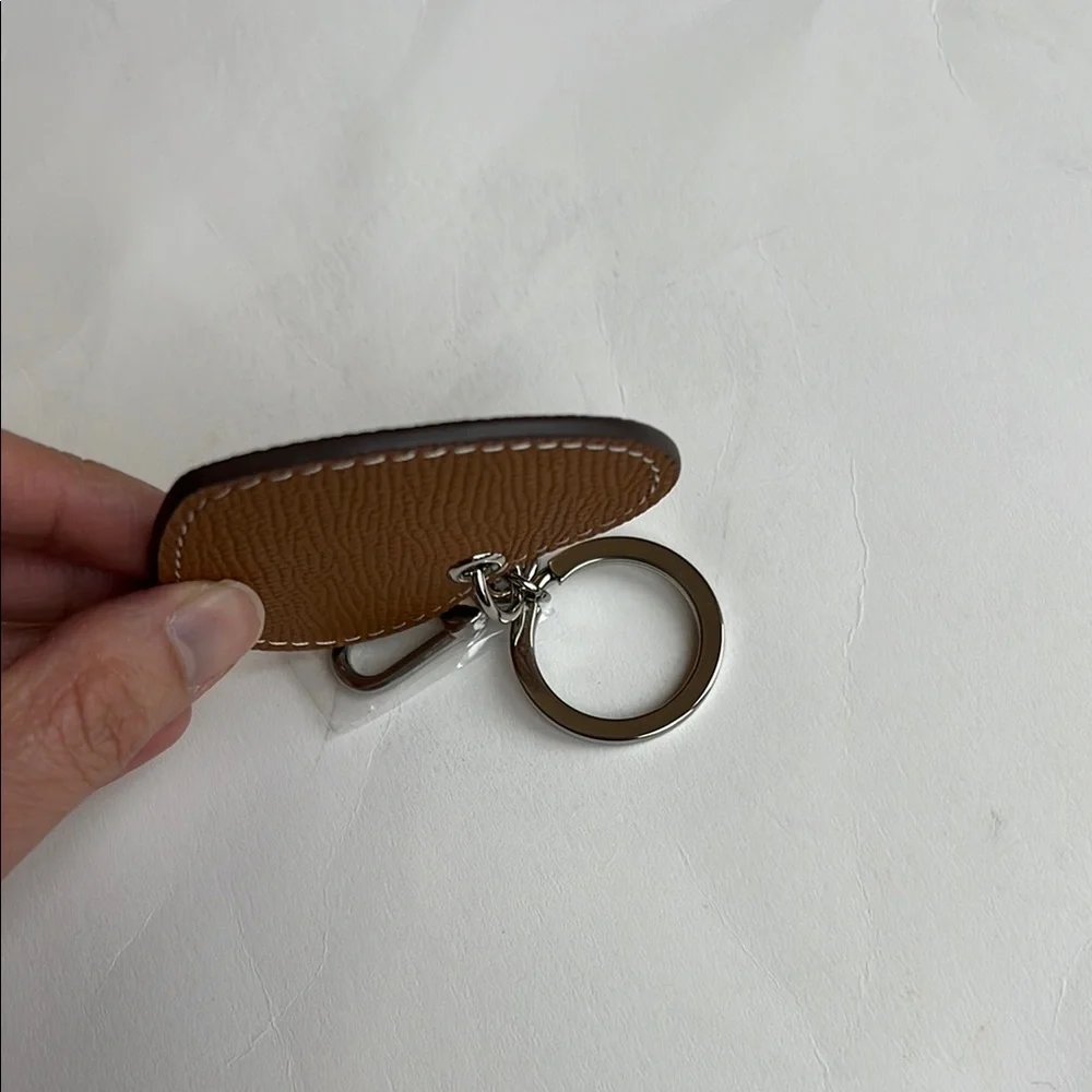 Dress Up Your Purse (DUYP) Brown Heart Leather Keychain - Picture 4 of 4